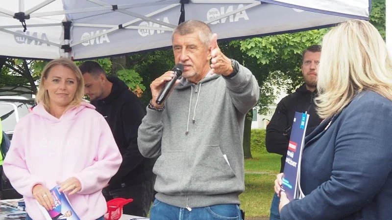 Фото новини: Гігафабрику в Долішніх Лутині не буде, оголосив Бабіш