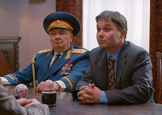 Фото новости: Чешская сатира на российскую дипломатию: обзор сериала "Kosmo"