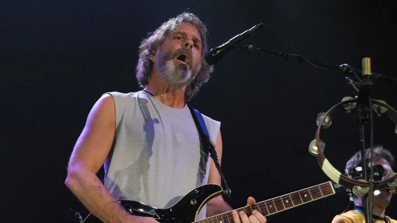 Фото новости: Умер Боб Уир из группы Grateful Dead