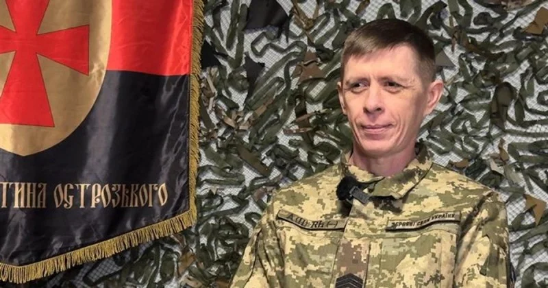 Zpráva: Tichý hrdina: Příběh zdravotníka, který strávil 472 dní na první linii