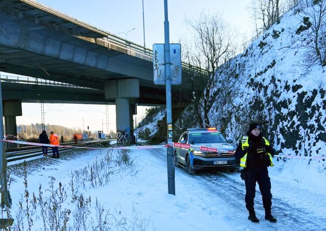 Zpráva: V Praze vlak usmrtil ženu u Barandovského mostu