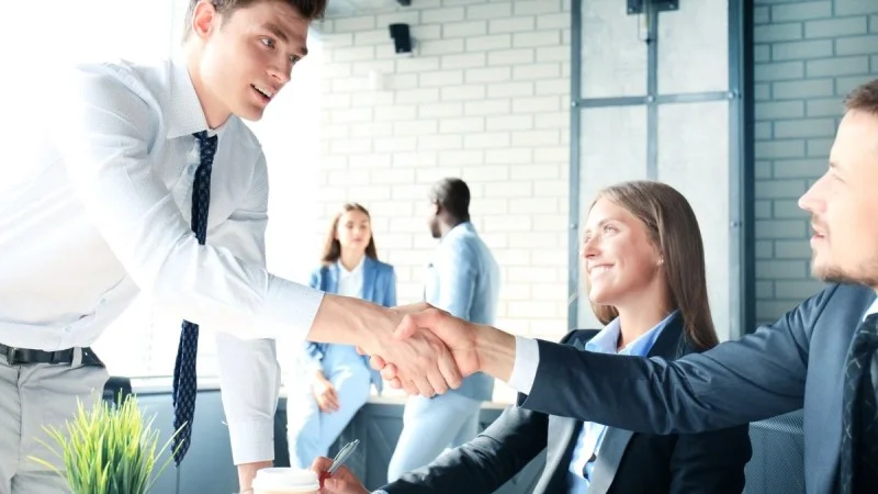 Zpráva: Firmy lákají uchazeče na falešné pracovní nabídky